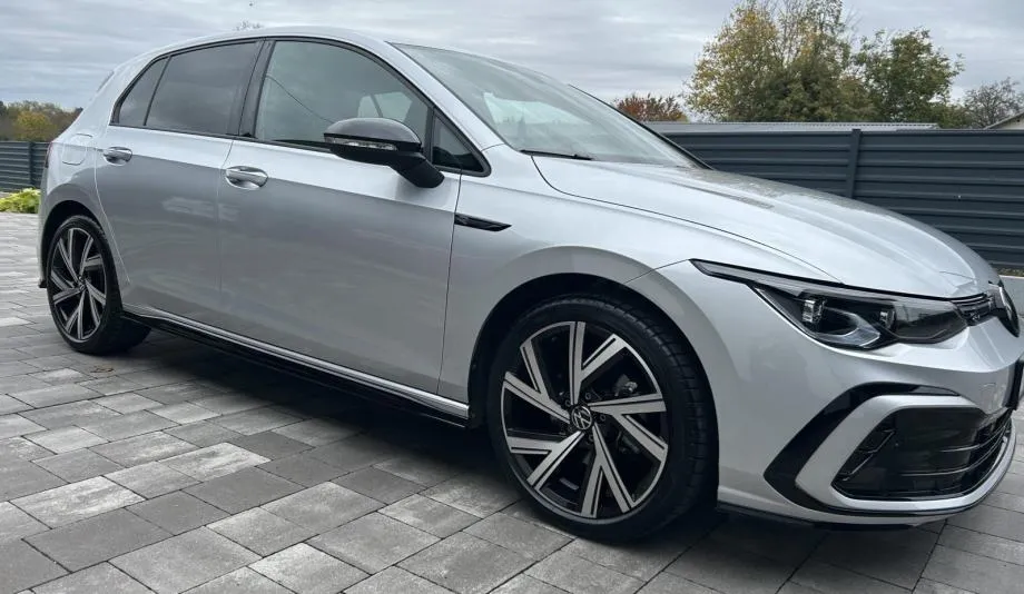 VW Golf 8 1,5 eTSI R-line - Mursko Središće