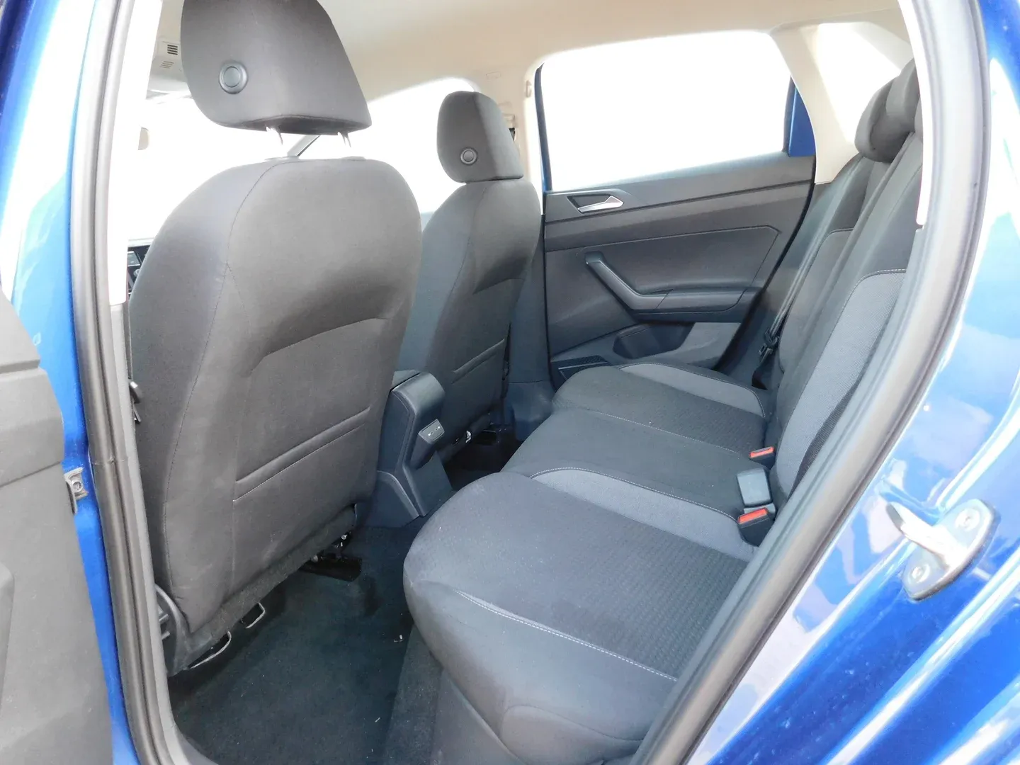 10801 volkswagen polo 1.0 tsi life - slika 9