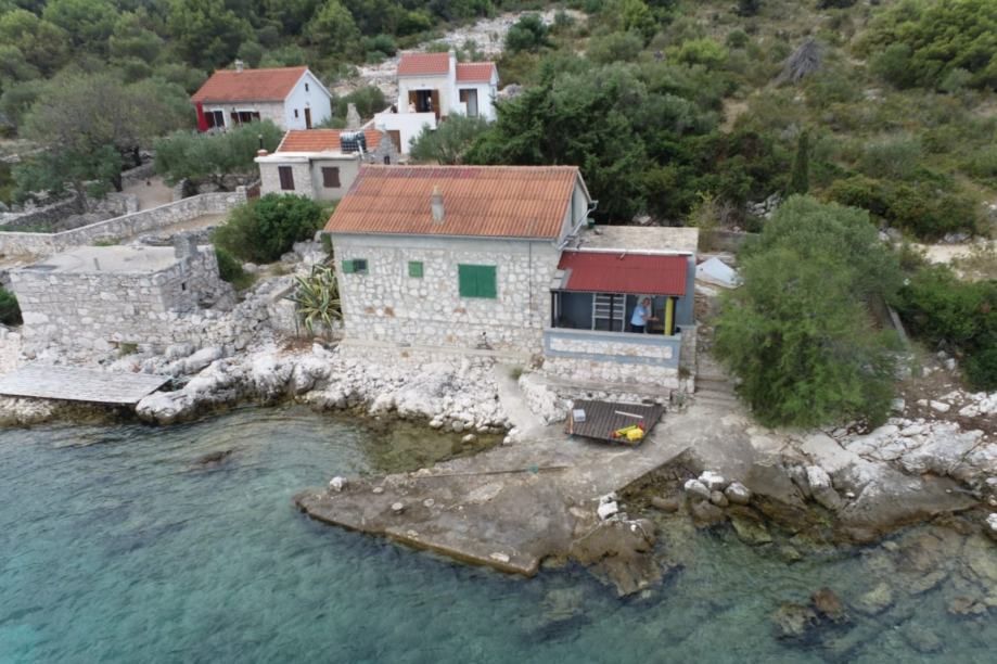 !!Prvi red do mora ,otok Žut,kuća 70m2!! (prodaja) - Kornati, Murter-Kornati