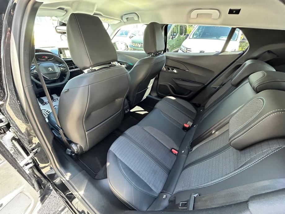 peugeot 2008 allure - hdi - 2022 - 130.000km - navi - reg 1 god !!! - slika 11