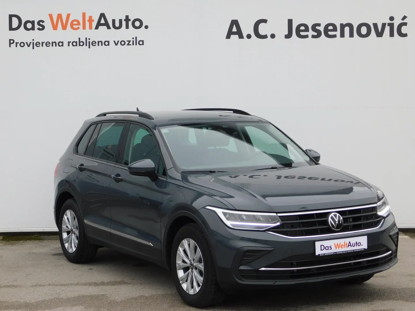 10190 volkswagen tiguan 2.0 tdi life - slika 3