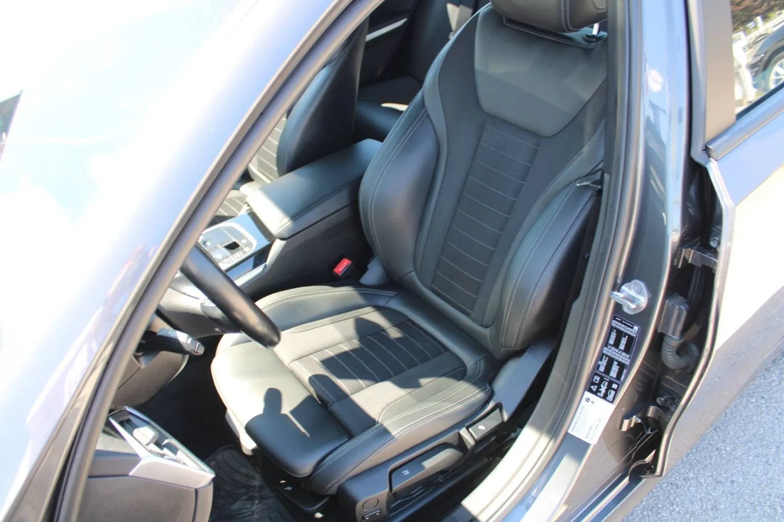 bmw serija 3 320d xdrive automatik *led, navigacija* - slika 10