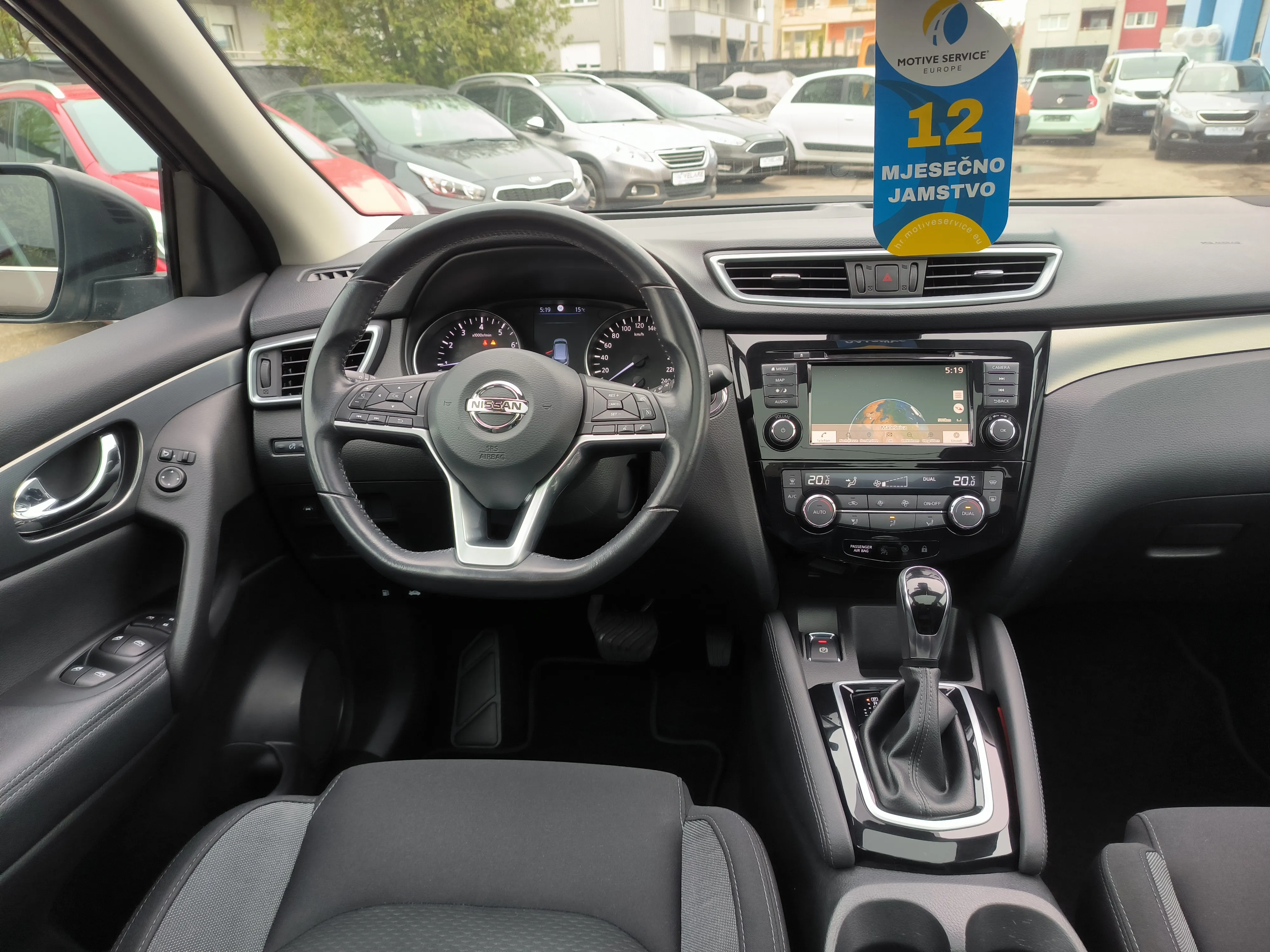 nissan qashqai 1,3 dig-t 160ks, automatik, servisna, jamstvo, reg. 1 g - slika 12