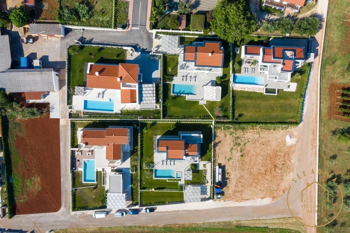 villa sa panoramskim pogledom na more i vinograde - slika 3