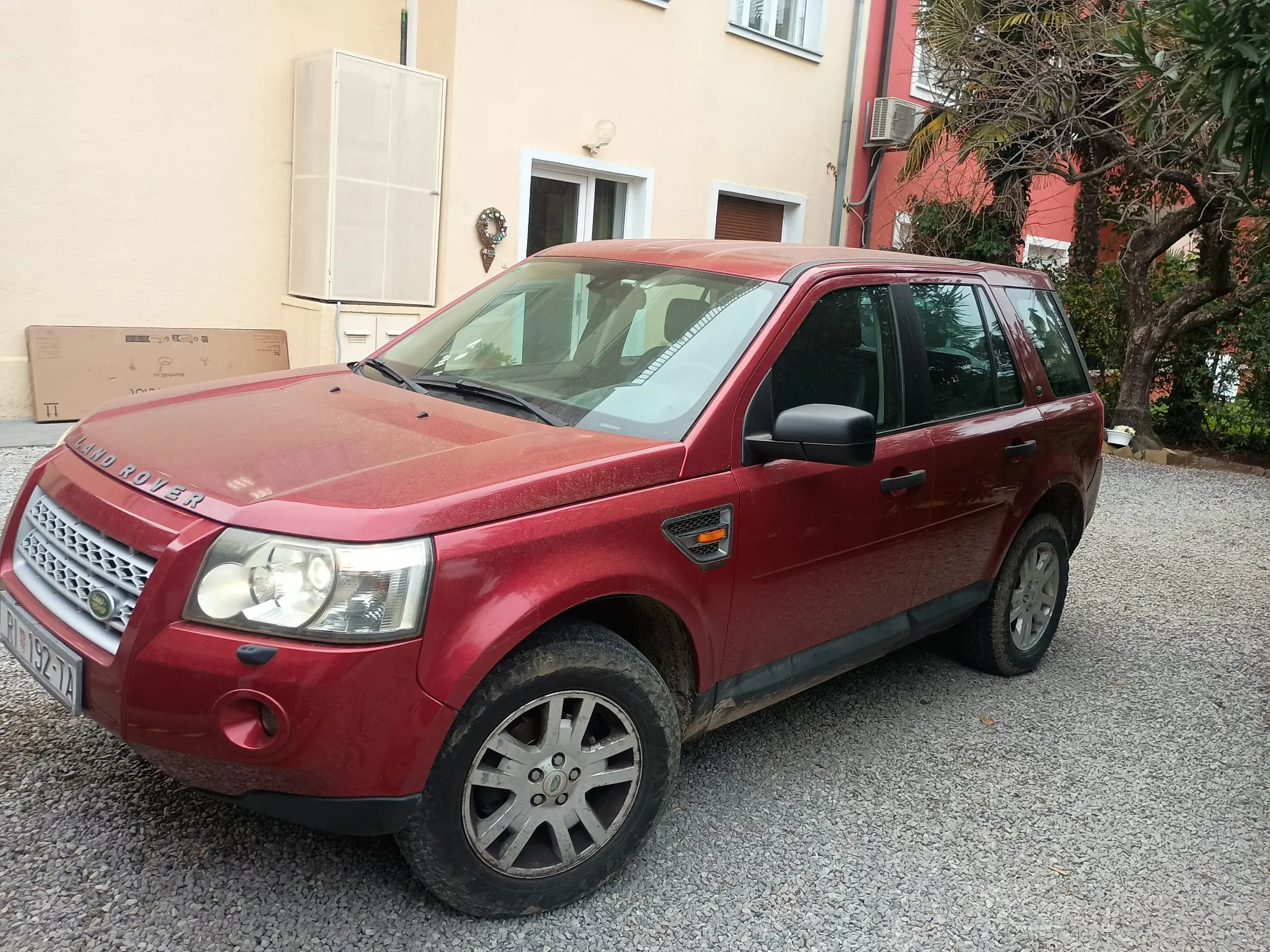 land rover freelander 2,2d - slika 26