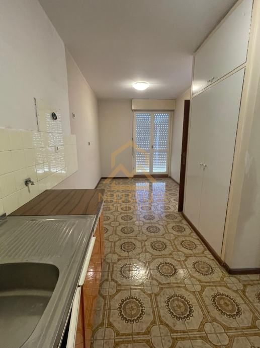 split/ komforan dvosoban stan/ blizina sadržaja (prodaja) - slika 7