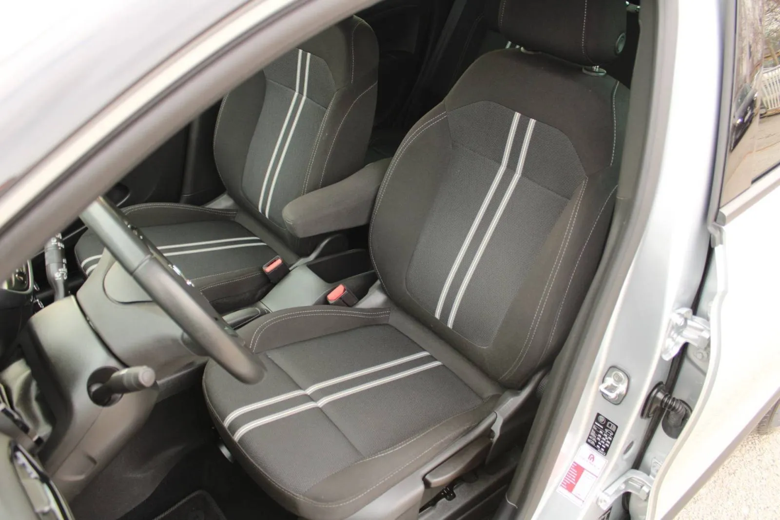opel crossland 1.2 turbo automatik *led, navigacija* - slika 19