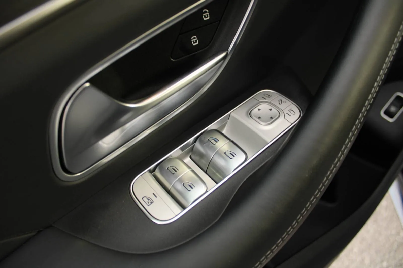 mercedes-benz gle coupe 350de 4matic amg *panorama, head-up, led, navi - slika 18