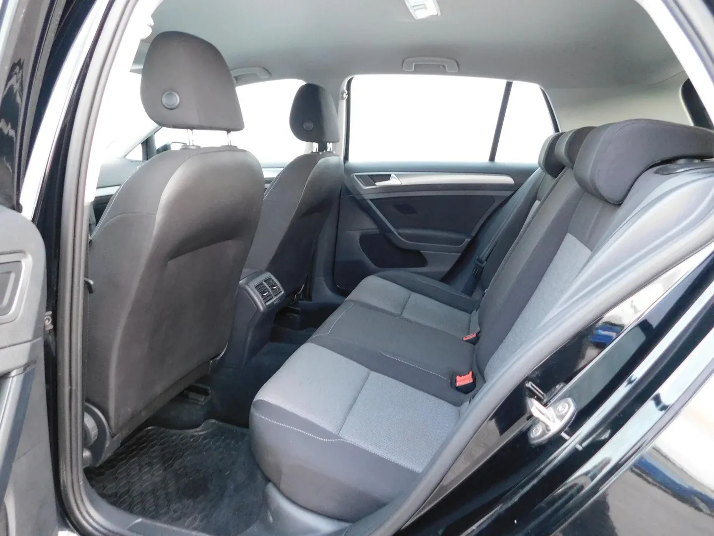 02296 volkswagen golf tdi dsg rabbit - slika 9