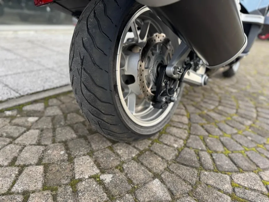 kawasaki gtr 1400 abs, 2009 god. - slika 15
