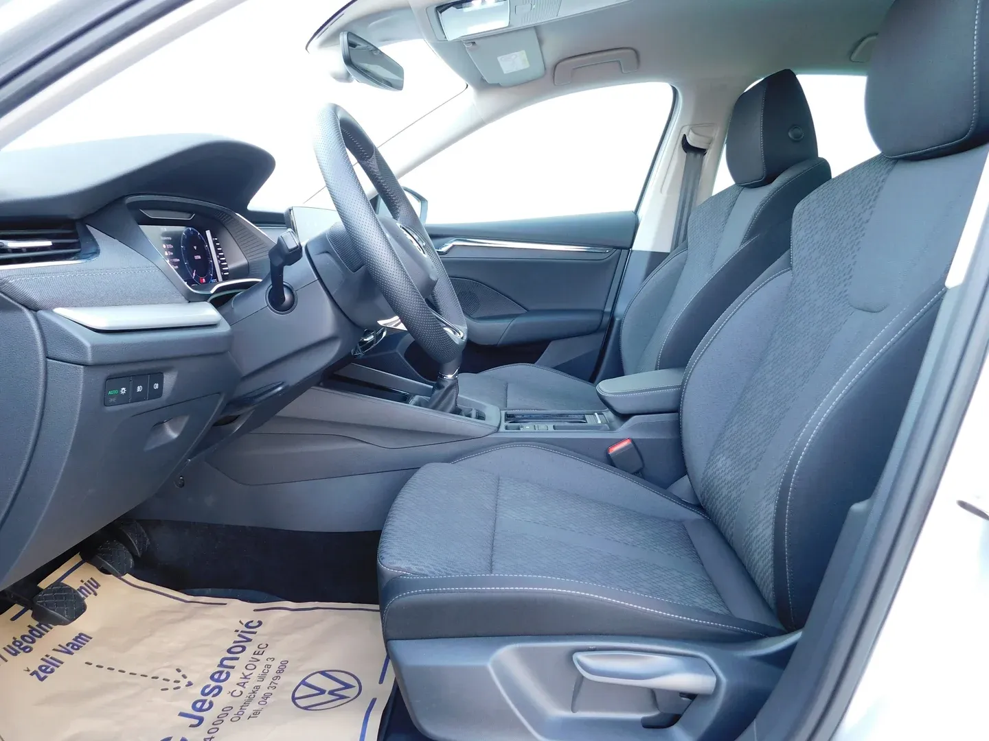 10419 škoda octavia style 2.0 tdi - slika 8