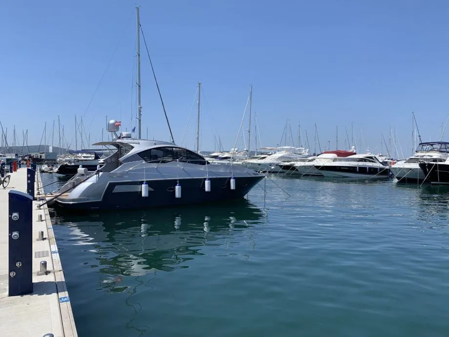 mirakul 40 / charter - rent a dream - slika 12