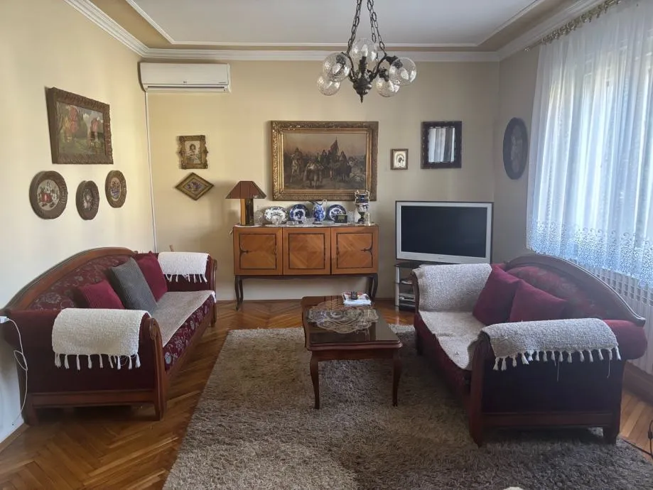 kuća: darda, centar, samostojeća katnica, 200.00 m2 - slika 5