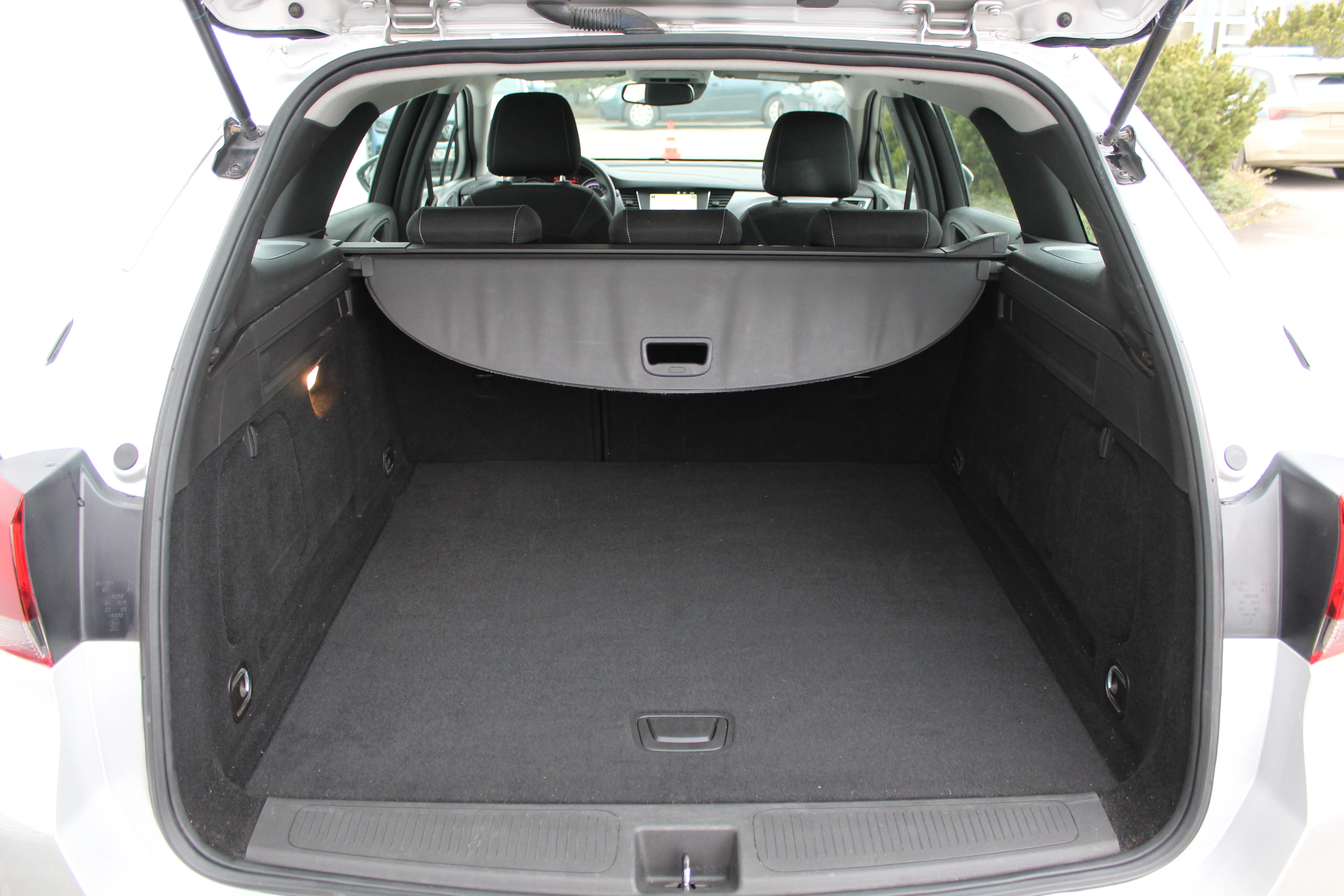 13087 opel astra sports tourer 1,2 turbo astra - slika 15