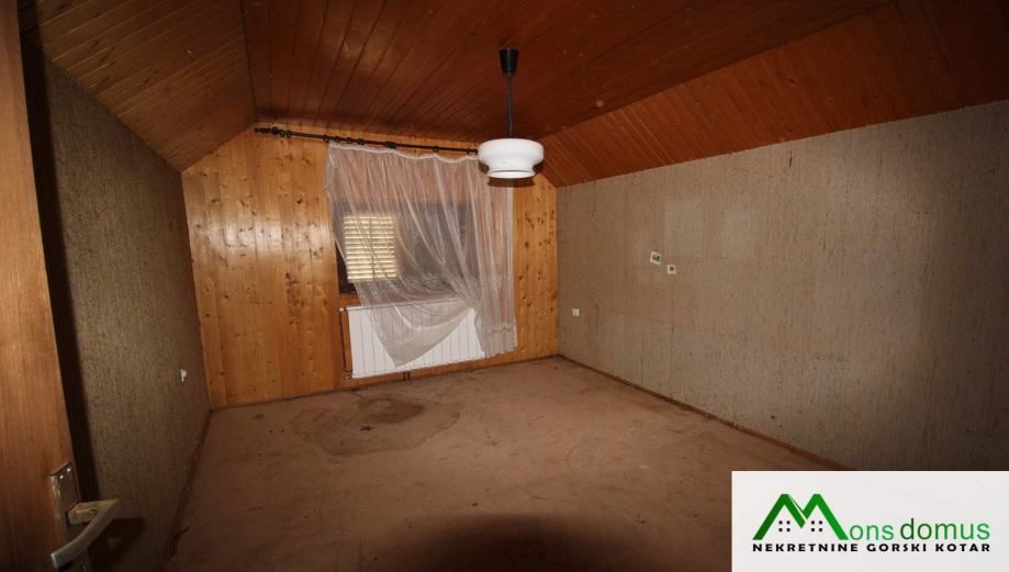 kuća za nas i dva apartmana za najam (prodaja) - slika 8