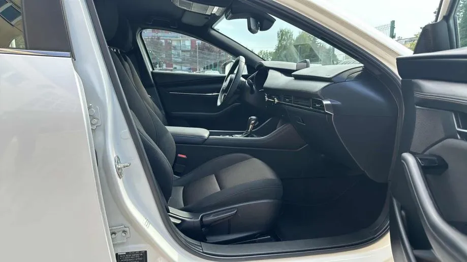 mazda 3 1.8d *automatik* servisiran na 110859 km* jamstvo 24 mjeseca! - slika 9