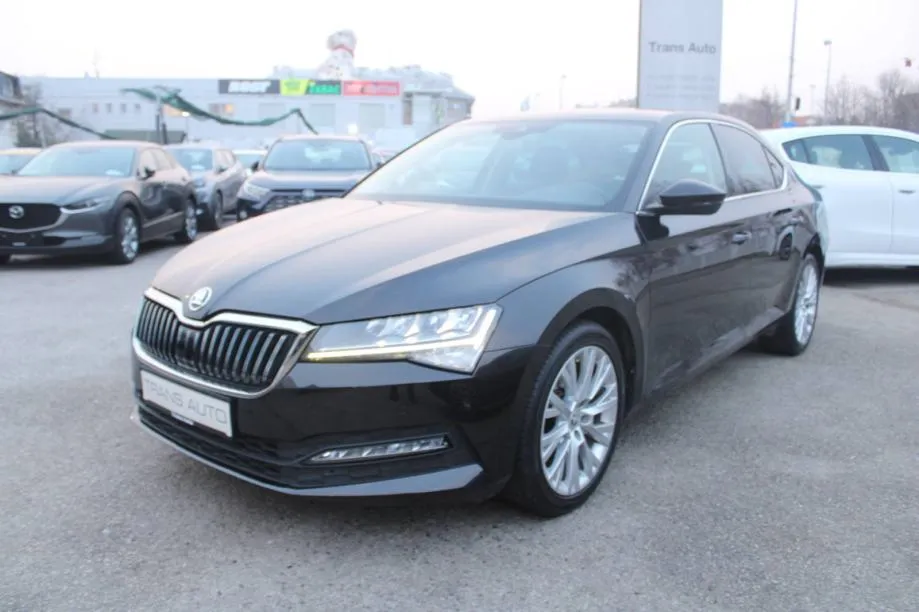 Škoda Superb 2.0 TDi DSG *LED, NAVIGACIJA, KAMERA* - Zagreb