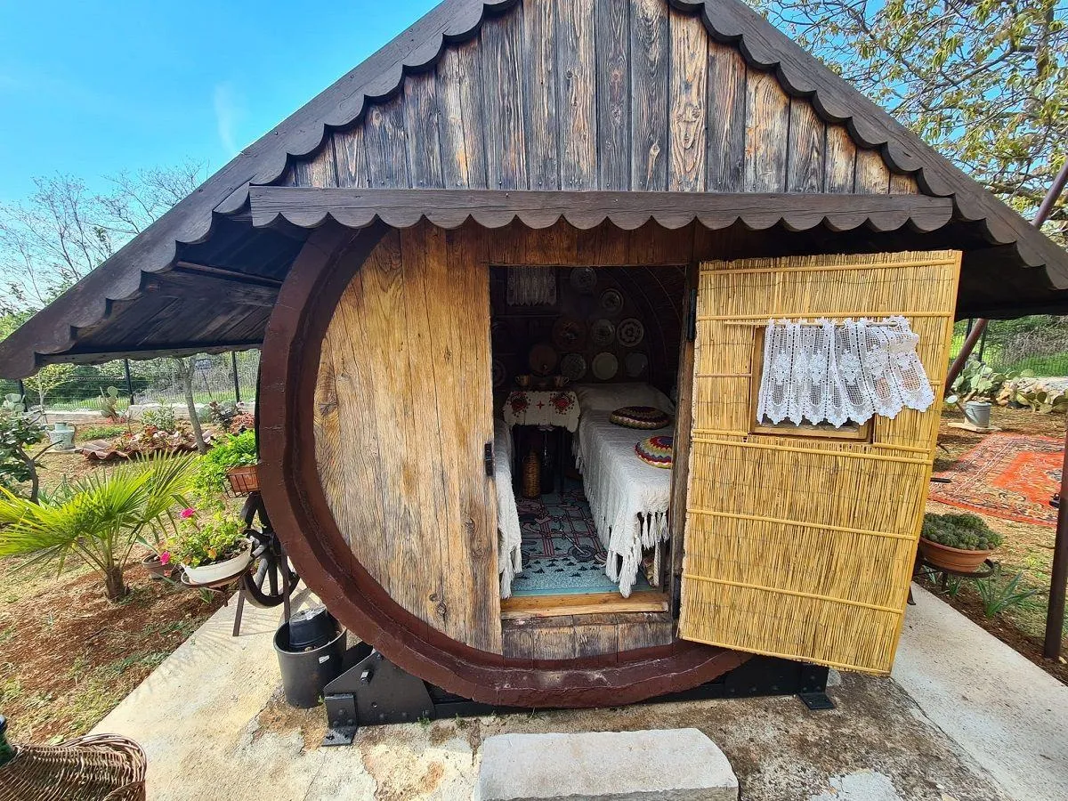 oprtalj okolica -kuća sa velikim vrtom na prodaji (prodaja) - slika 22