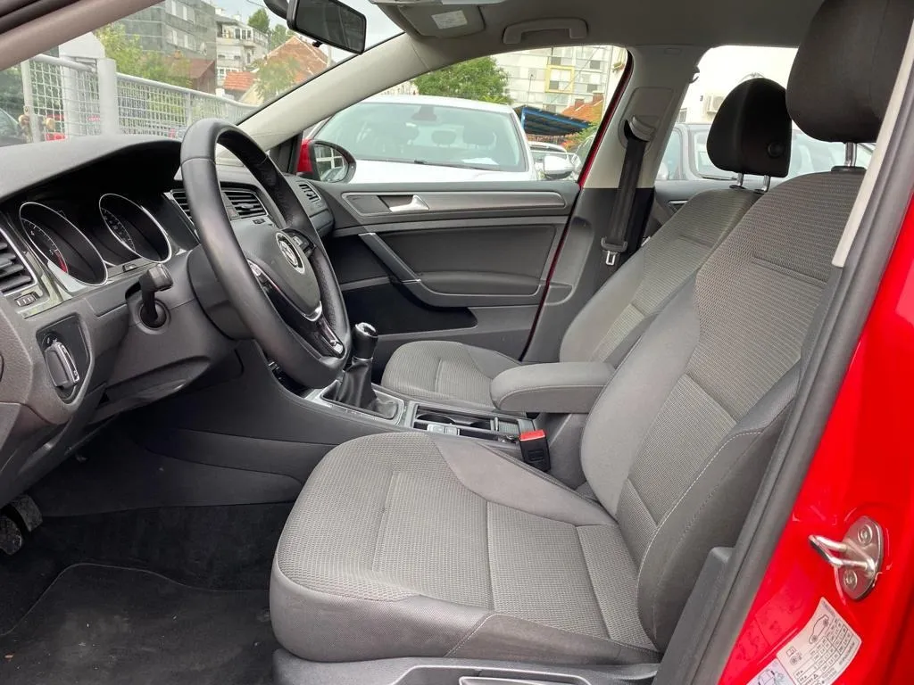 vw golf 7 variant 1,6 tdi, radar, klima, 4 x garancija ! - slika 12