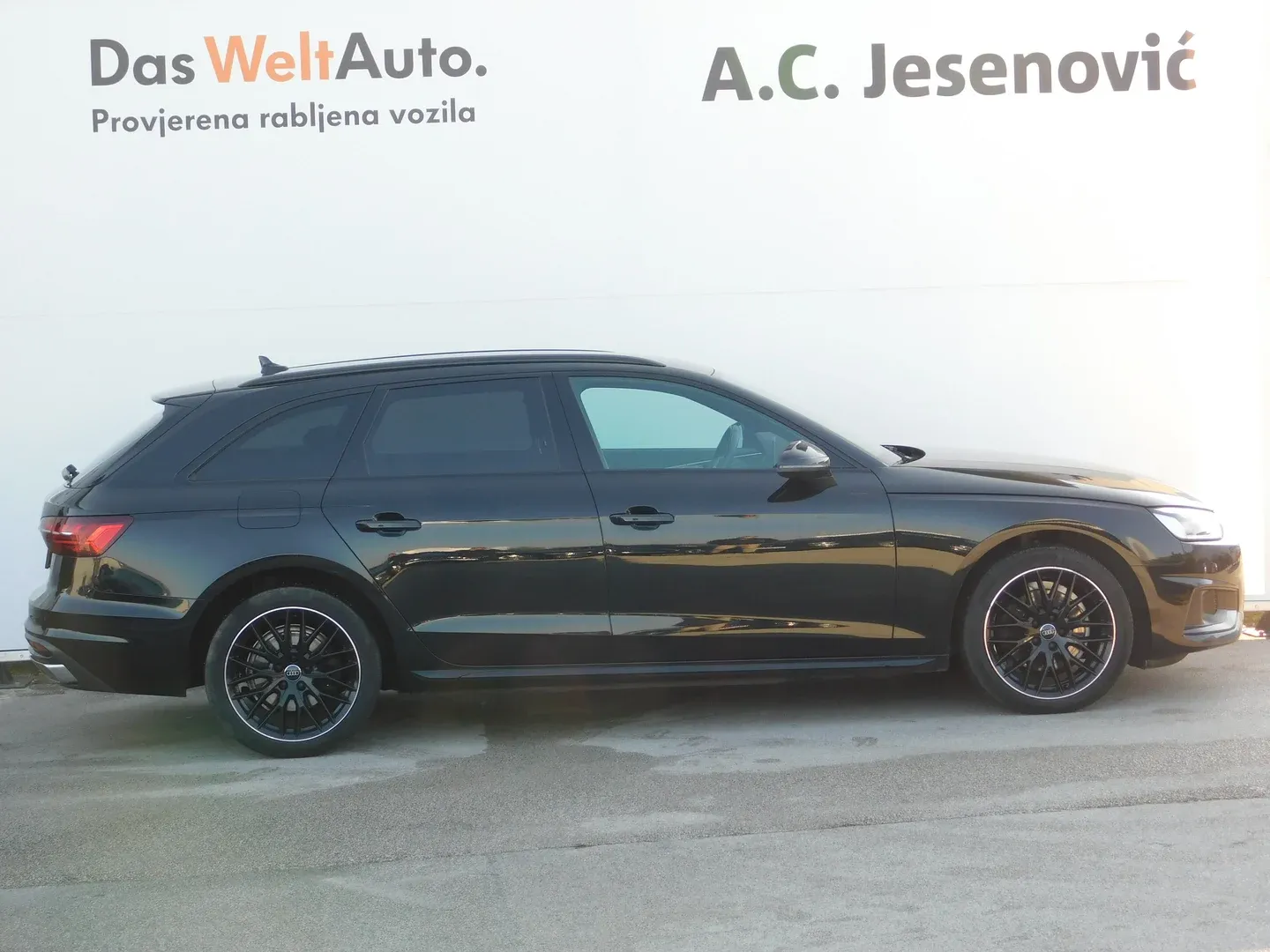 12852 audi a4 avant 30tdi s tr advanced - slika 4