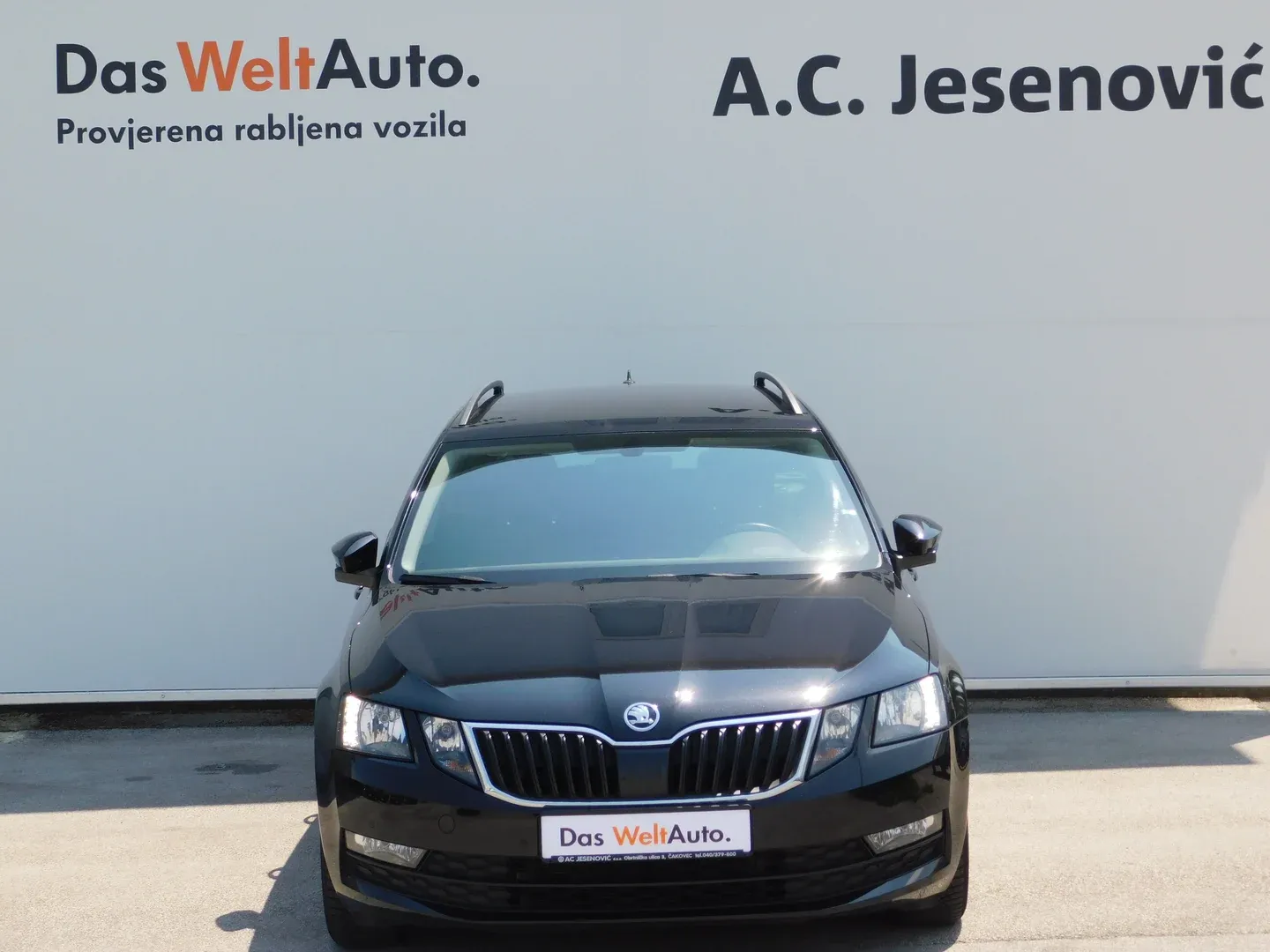 09764 škoda octavia combi ambition 1.6 tdi dsg - slika 2