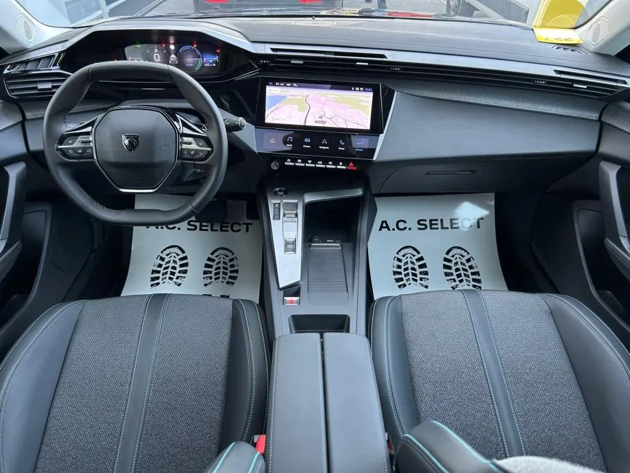 peugeot 408 hybrid 145 e-dcs6 - 2025. - 15.000 km - reg. 1 god! - slika 13