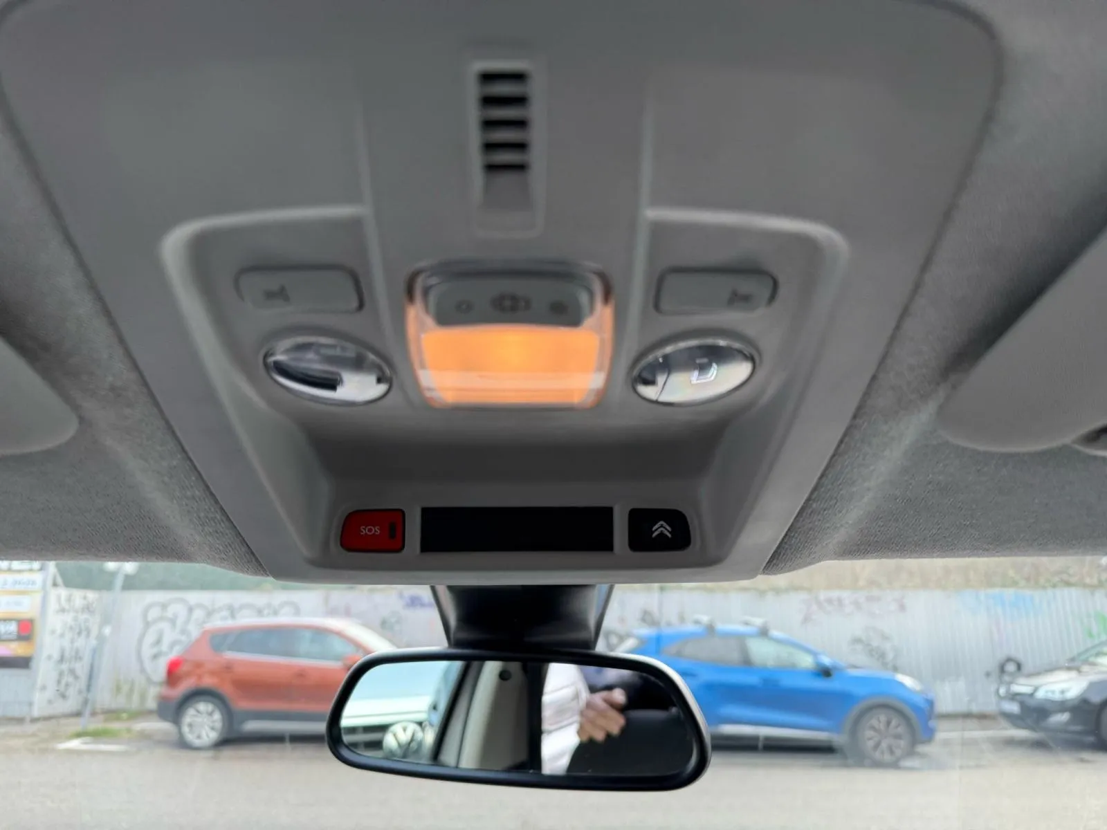 citroën c4 cactus 1,2 puretech, automatik, park senzori, 4x garancija! - slika 17