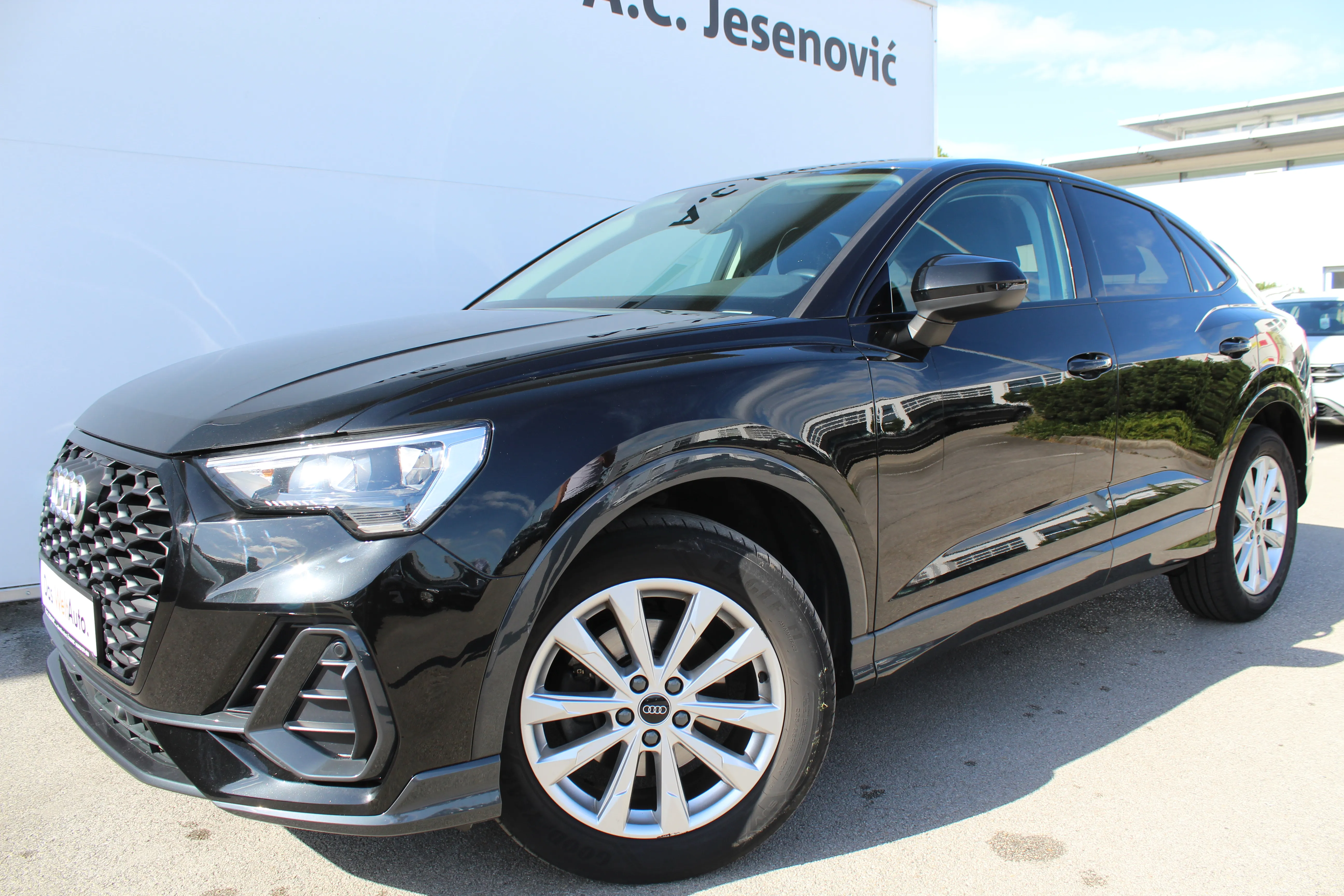 13222 audi q3 sb 35tdi s tronic - slika 7