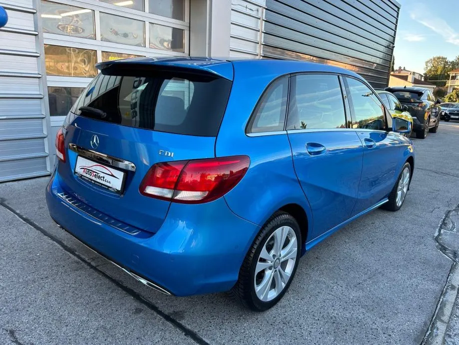 mercedes-benz b200cdi - 2015 - 120000km - servisna - garancija - reg1g - slika 5