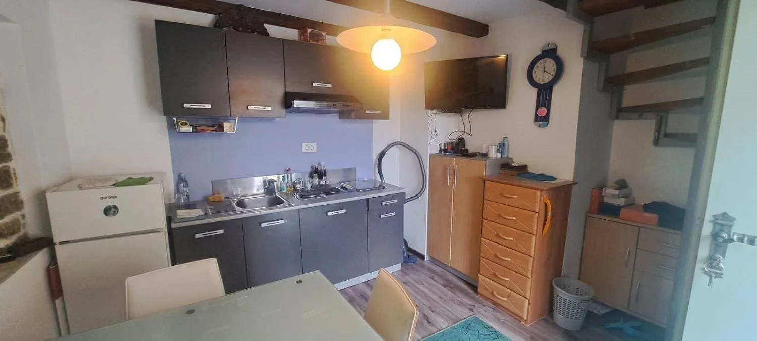 motovun-renovirana kamena kuća sa bazenom i apartmanom prodaje se - slika 5