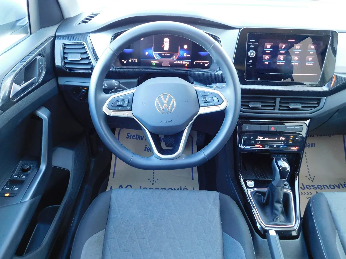12864 volkswagen t-cross 1.0 tsi dsg life plus - slika 10
