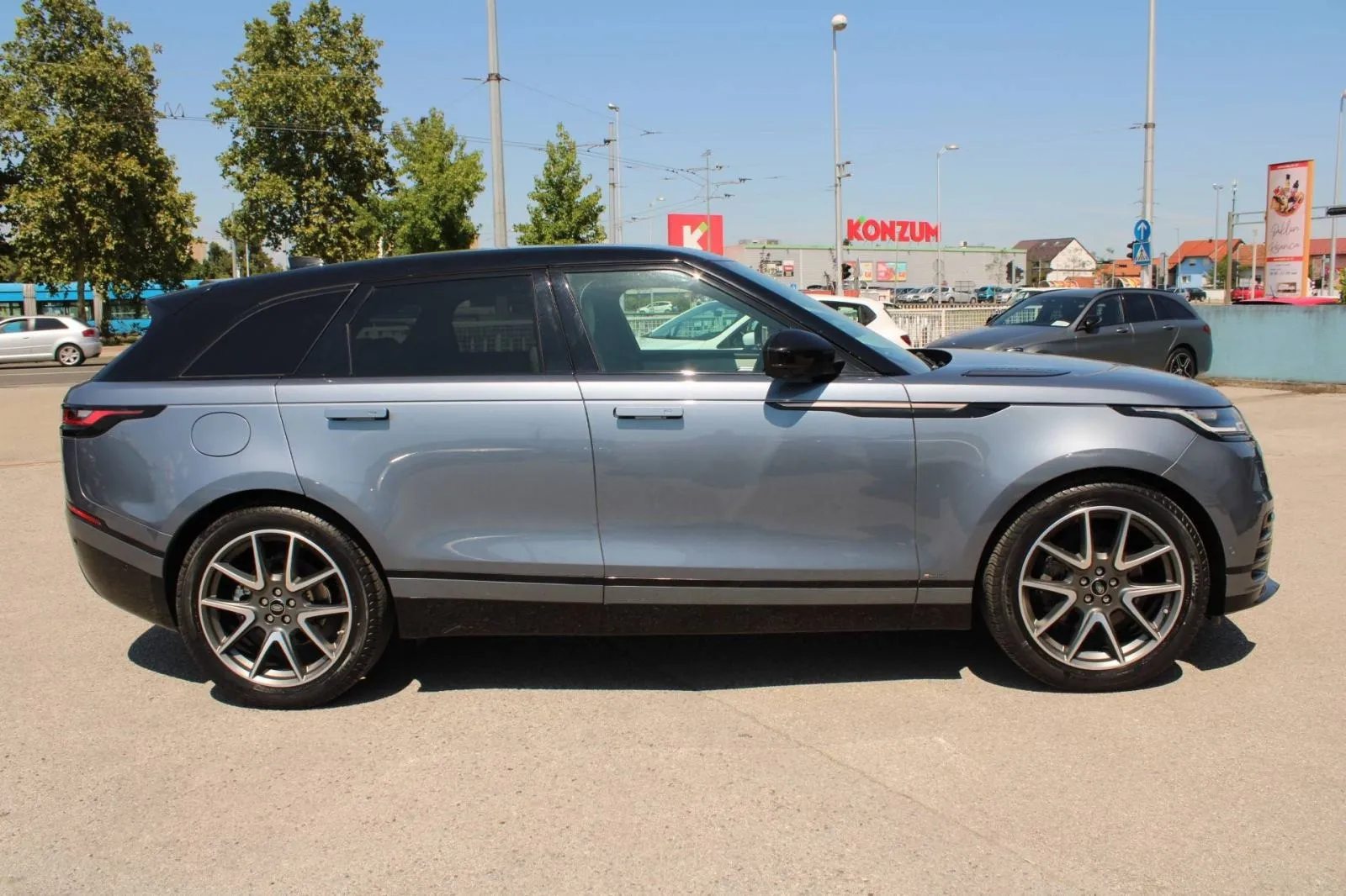 land rover range rover velar 2.0d 4wd r-dynamic - slika 4