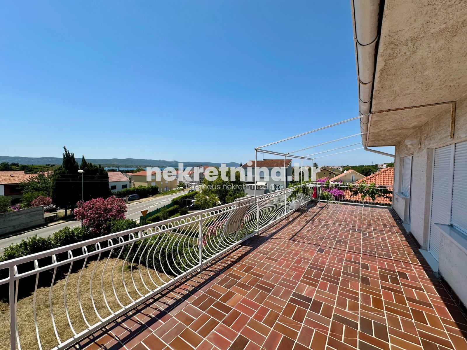 prodaja - kuća: sveti filip i jakov, 330.00 m2 (prodaja) - slika 18