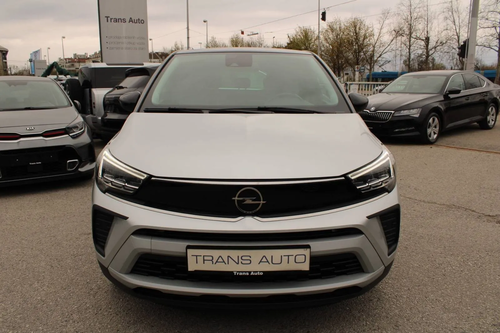 opel crossland 1.2 turbo automatik *led, navigacija* - slika 2