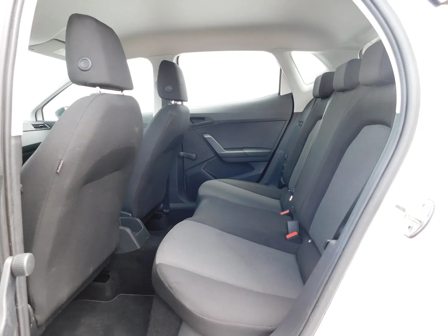 07704 seat ibiza 1.6 tdi 59kw reference - slika 10
