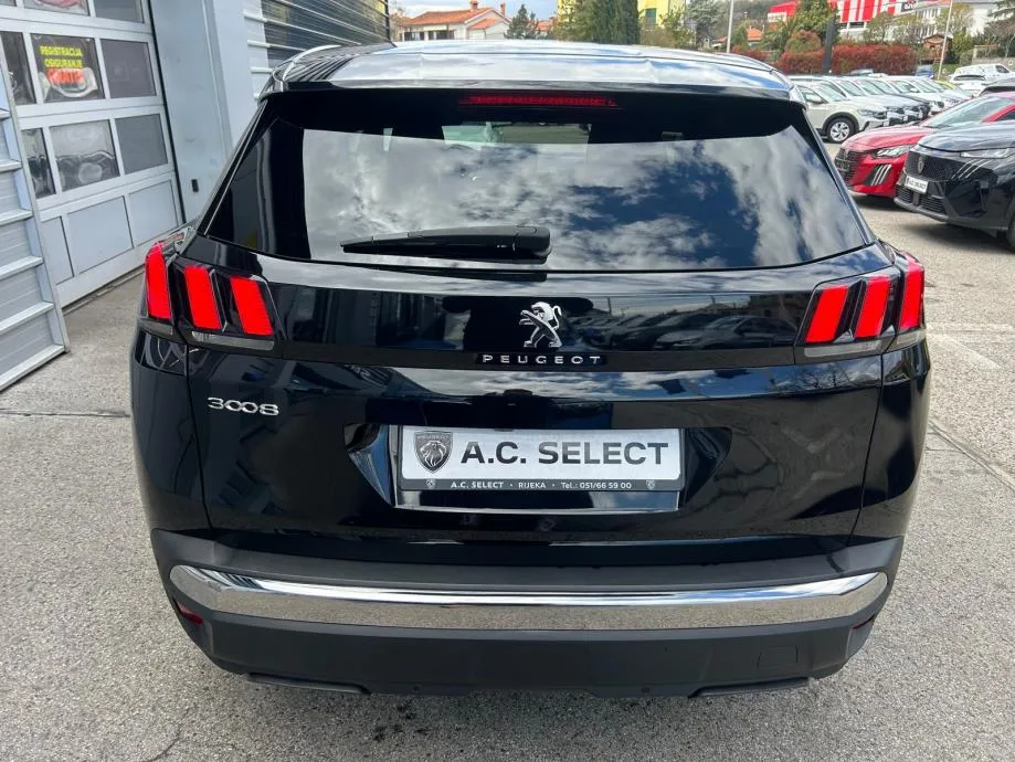 peugeot 3008 1,5 hdi allure - 2023 - 55.000km - full - reg 1 god !!! - slika 5