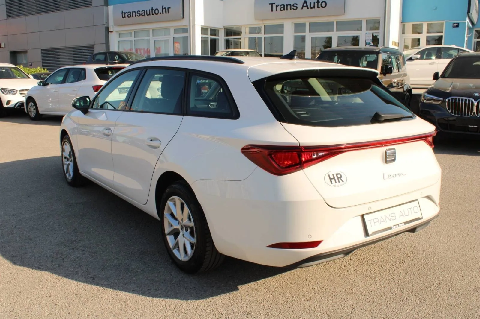 seat leon st 2.0 tdi dsg 150ks *led, navigacija, kamera* - slika 15