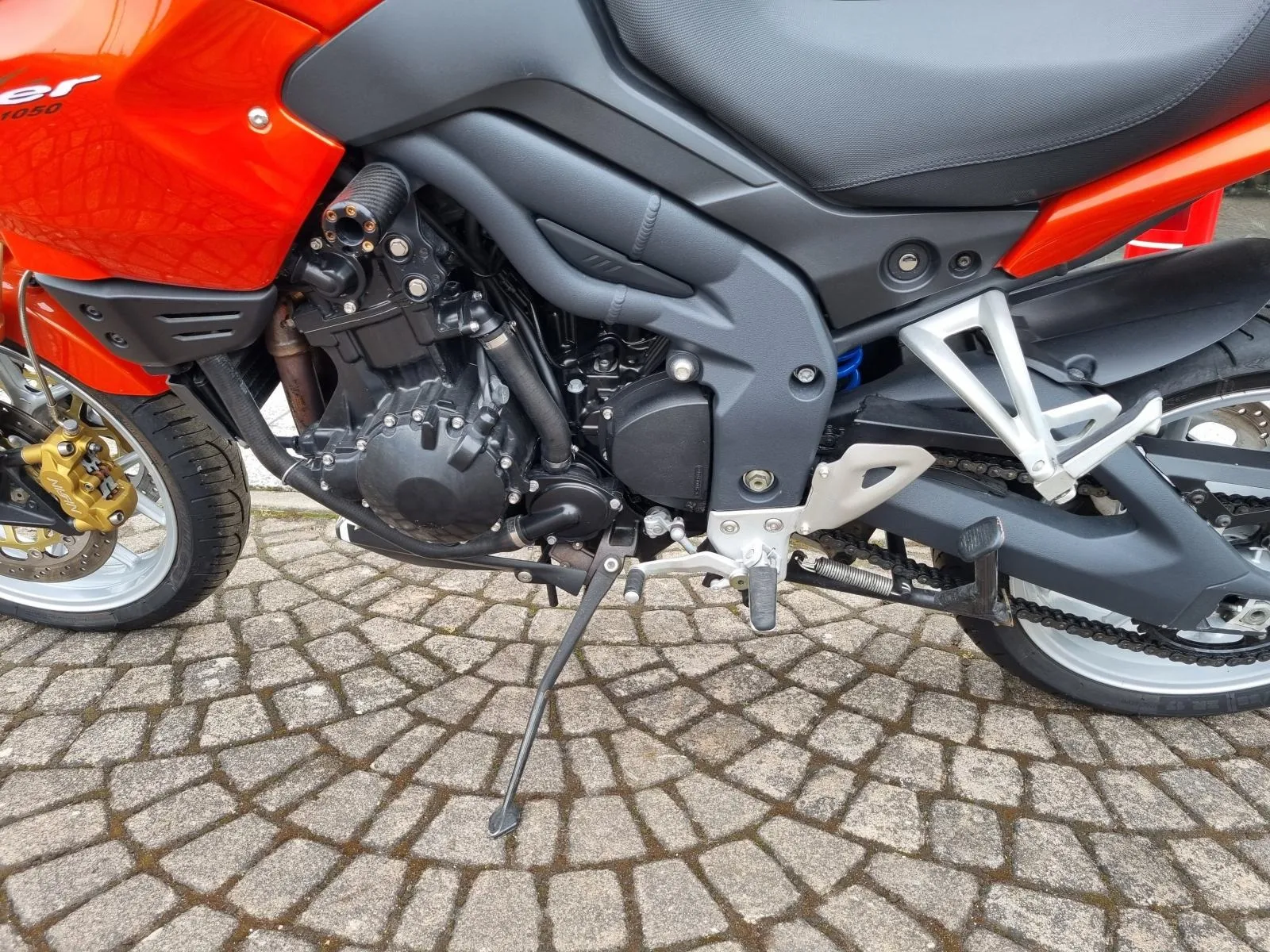 triumph tiger 1050, 2009 god. - slika 17