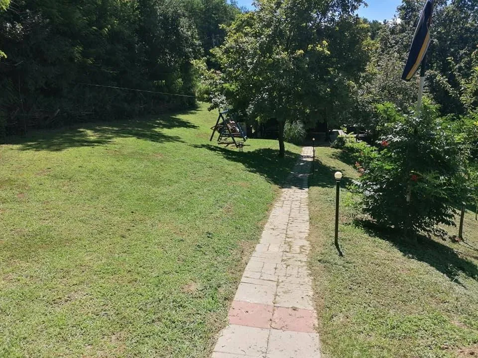 prostor za proslave i druženja(blizu sesveta) - slika 5