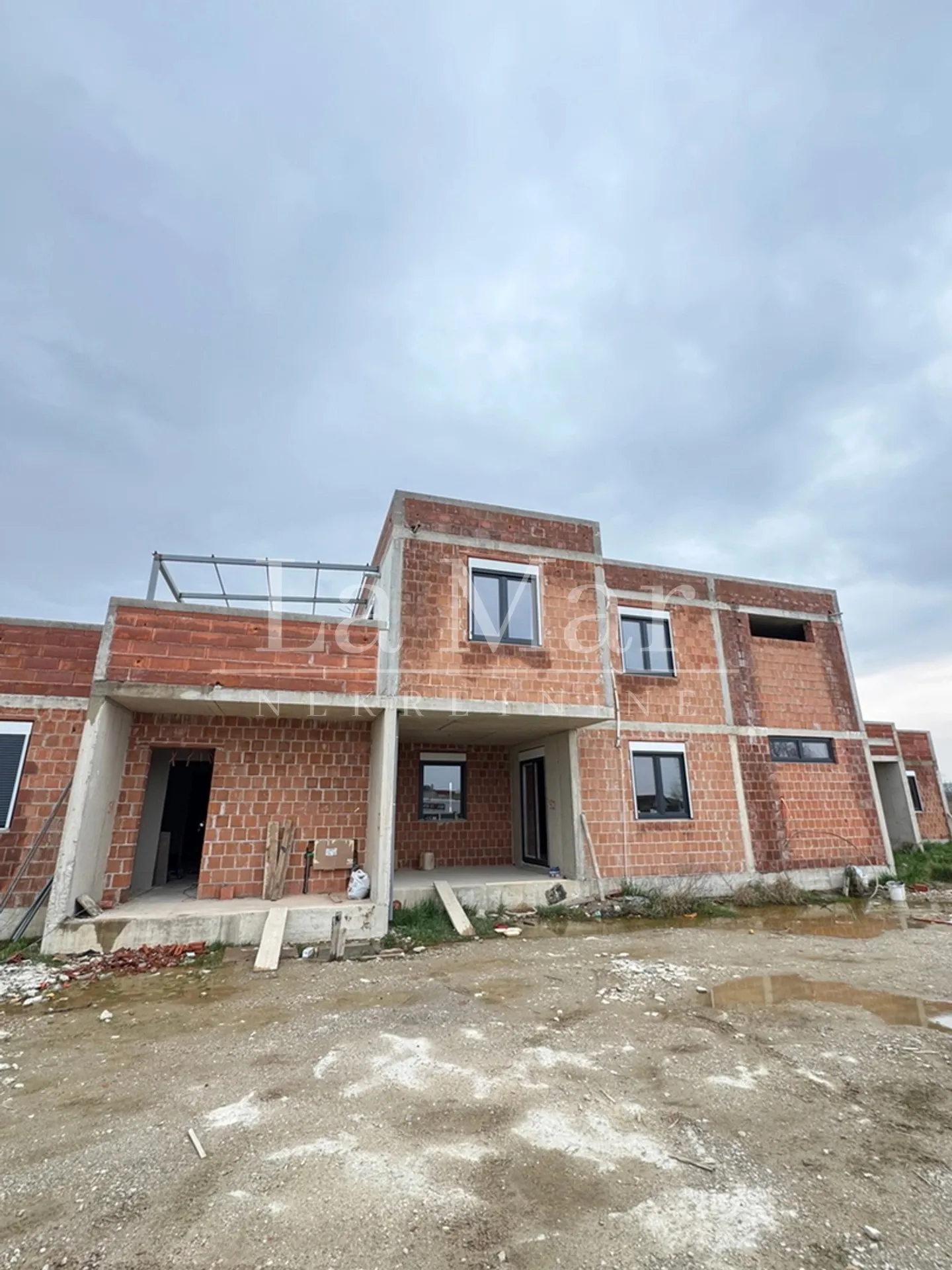 stupnik - stan u novogradnji - s3 prizemlje- 99 m2 sa vrtom + 2 vpm - slika 2