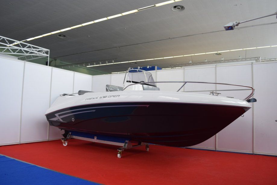 PRINCE 560 Open - MODEL 2024 - Makarska