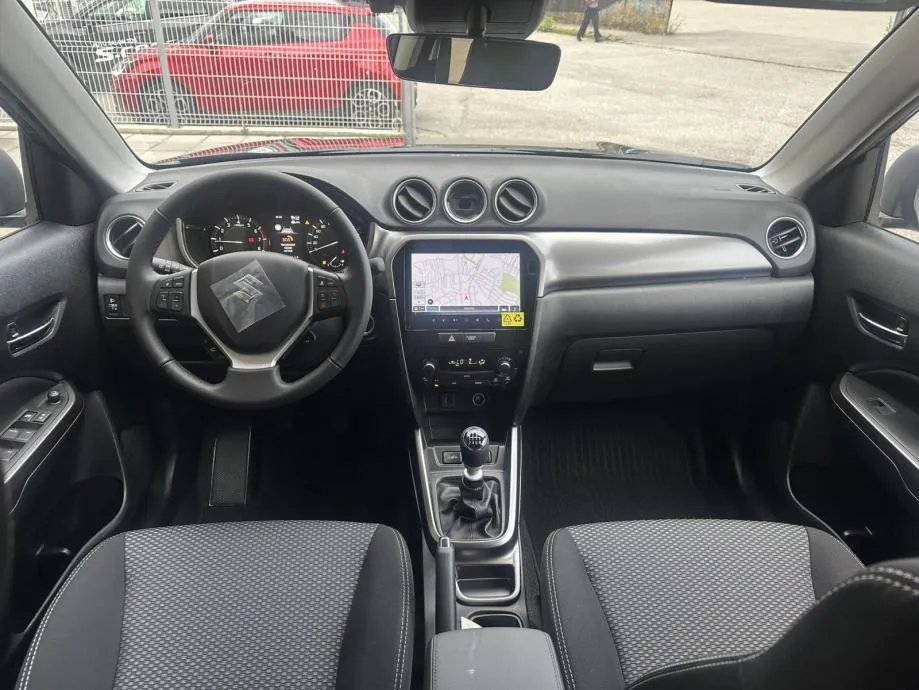 suzuki vitara 1,4 hybrid gl+ premium 2wd - facelift model!!! - slika 9