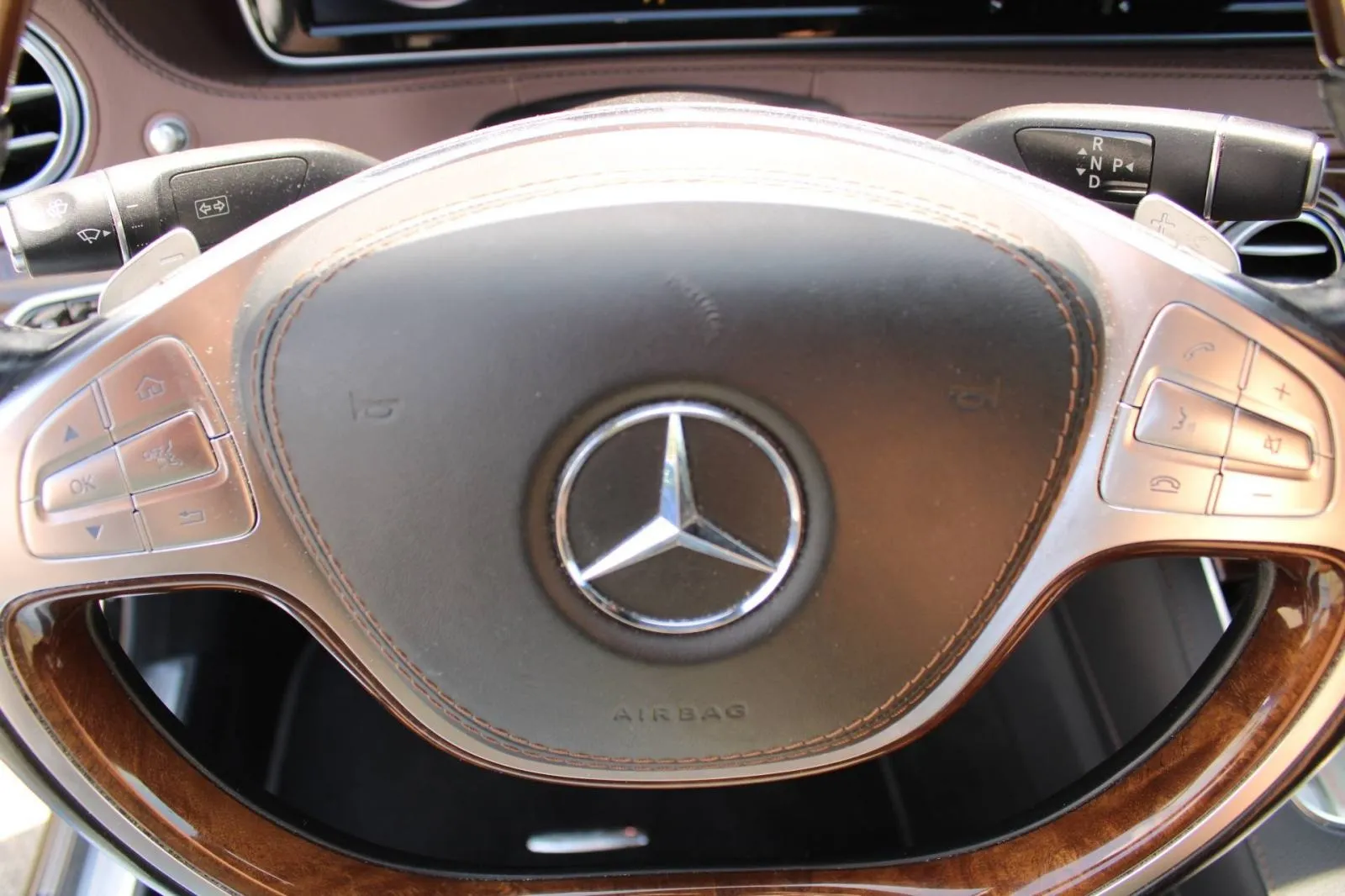 mercedes-benz klasa s 350d 4matic *panorama, burmester, kamera 360* - slika 17