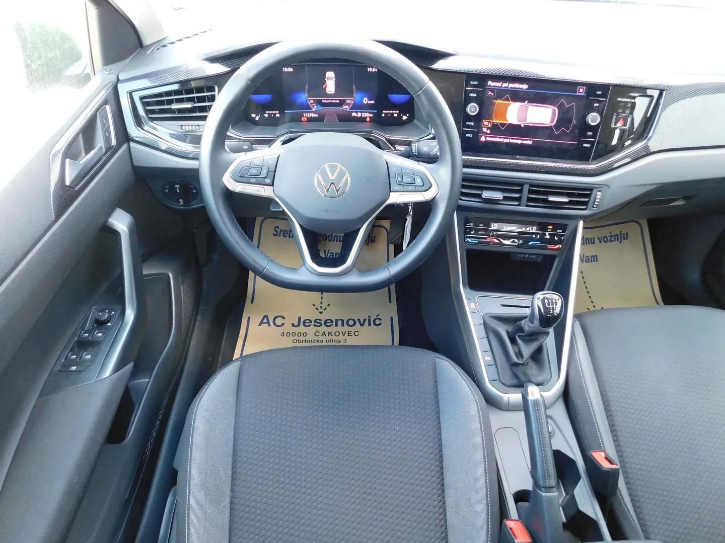 10845 volkswagen taigo 1.0 tsi life - slika 9