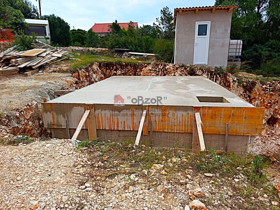 molat-građevinsko zemljište s dozvolom - slika 4