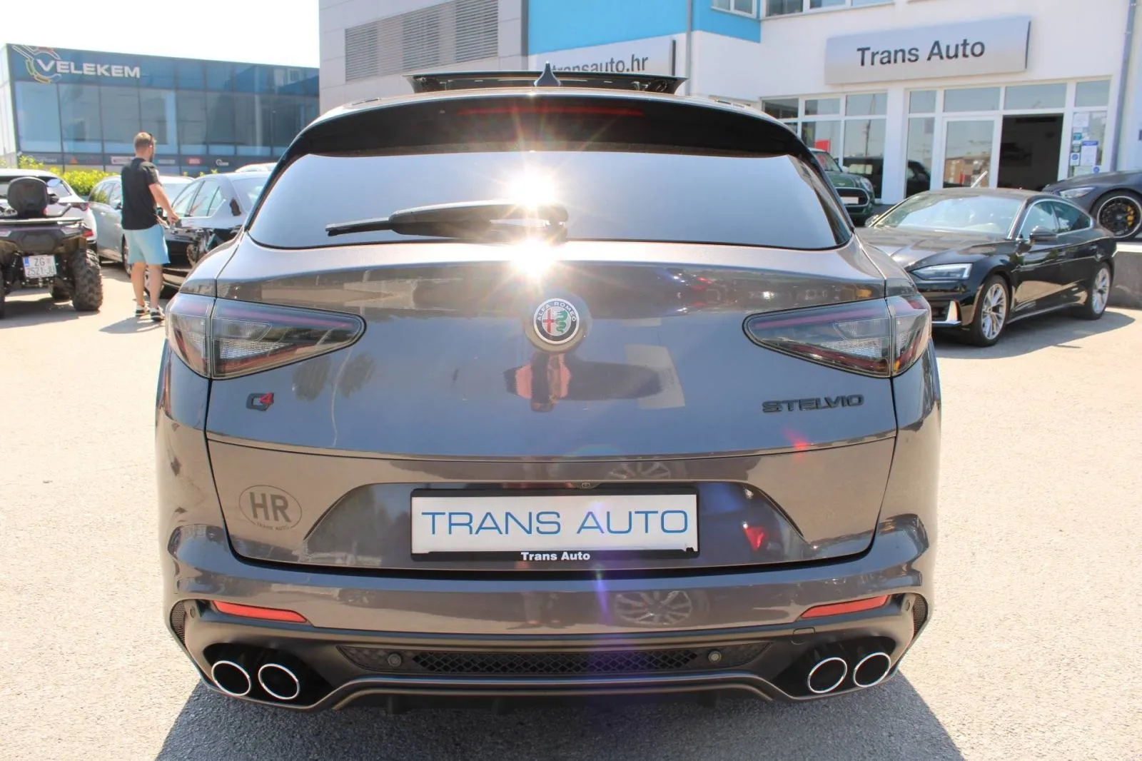 alfa romeo stelvio 2.9 v6 q4 quadrifoglio *panorama, harman kardon, ka - slika 6