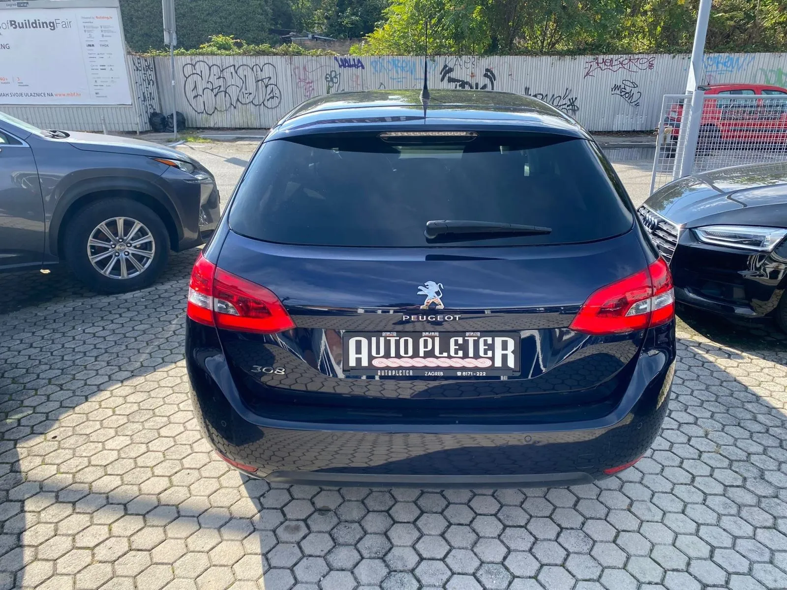 peugeot 308 sw 1,5 bluehdi automatik, navi, tempomat, 4x garancija! - slika 5