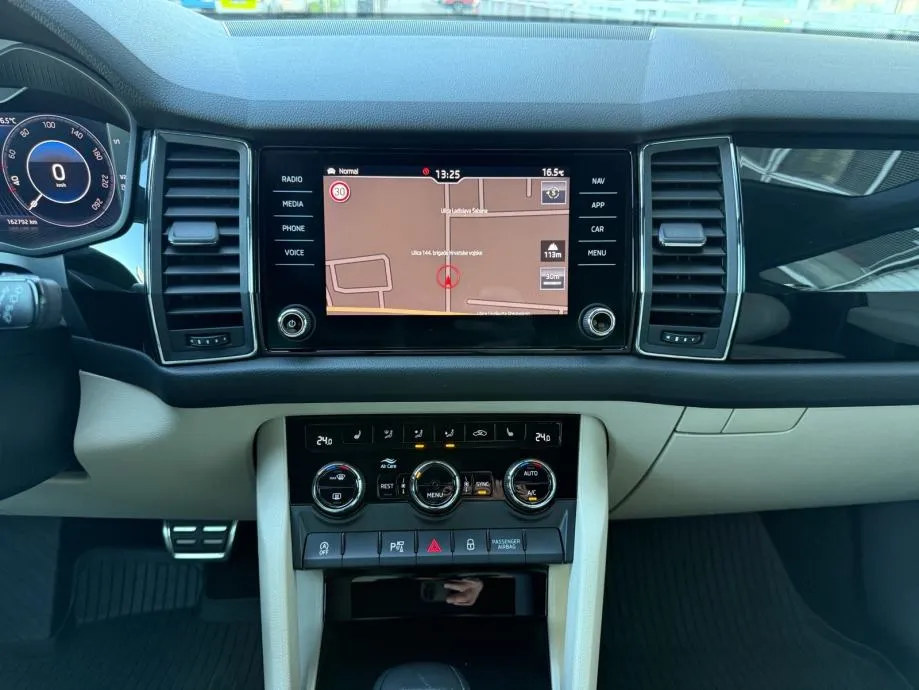 škoda kodiaq 2.0 tdi dsg 7 sjedala laurin&klement virtual°koža°leasing - slika 13
