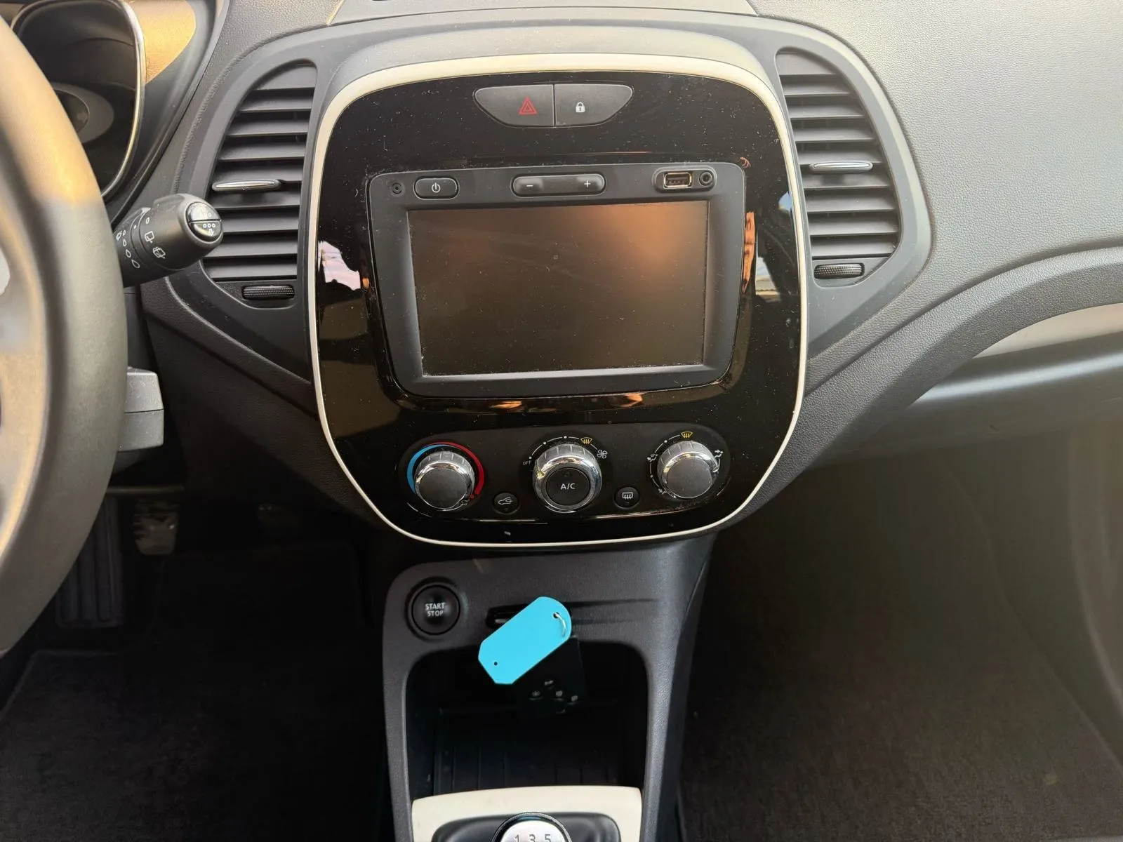 renault captur 0.9 tce, navi, klima, 4x garancija!!! - slika 16