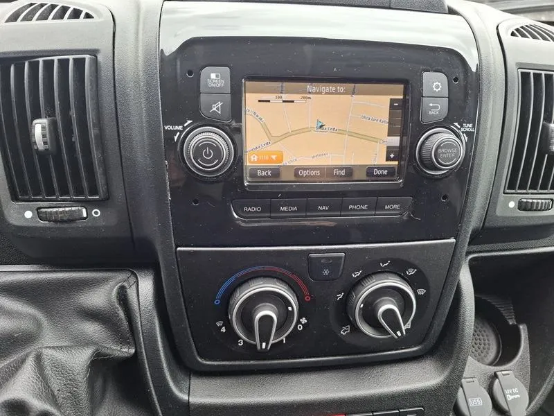 peugeot boxer 2.2 hdi*140ks*klima*navigacija*park.kamera*l2h2* - slika 15